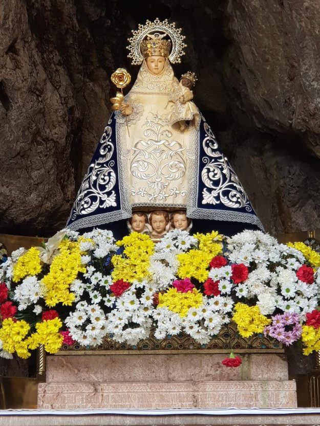 VIRGEN DE COVADONGA