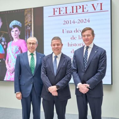 S.A.R. El Duque de Calabria el Presidente del Real Consejo de las Órdenes Militares, el Presidente de Castilla-La Mancha y el Presidente de Globalcaja